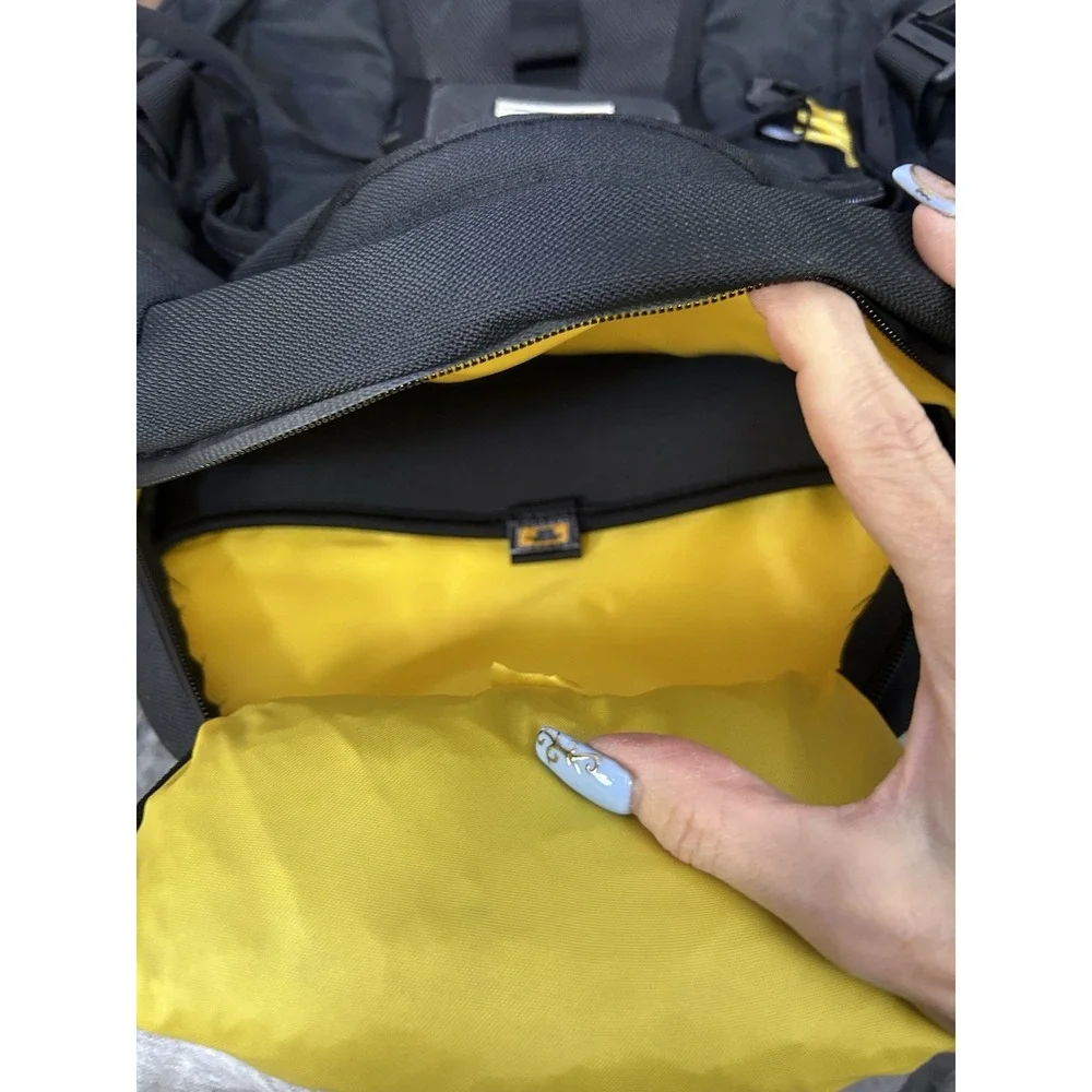Mountainsmith borealis camera